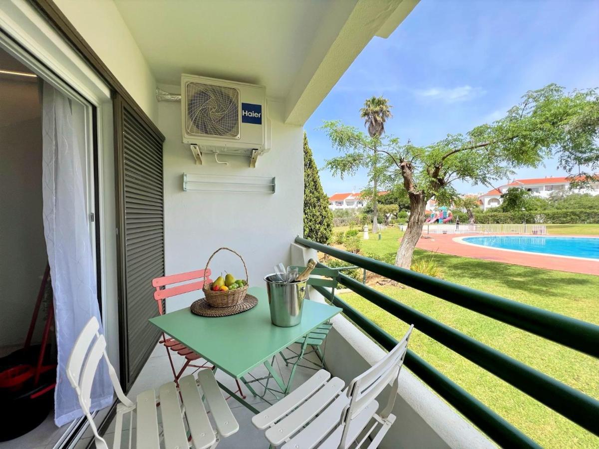 Albufeira Twins 2 With Pool By Homing Apartment Екстериор снимка